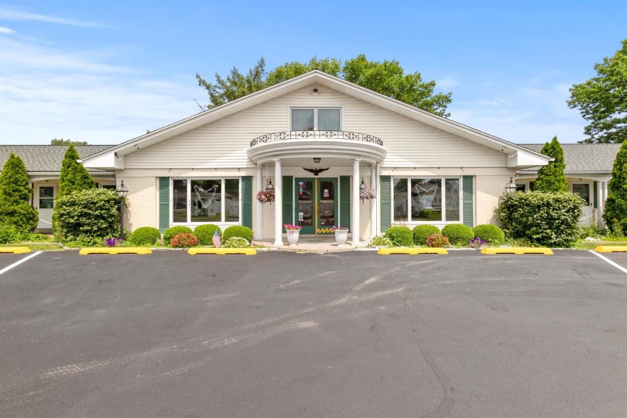 Glass House Inn Erie Near I-90 & I-79 Ngoại thất bức ảnh